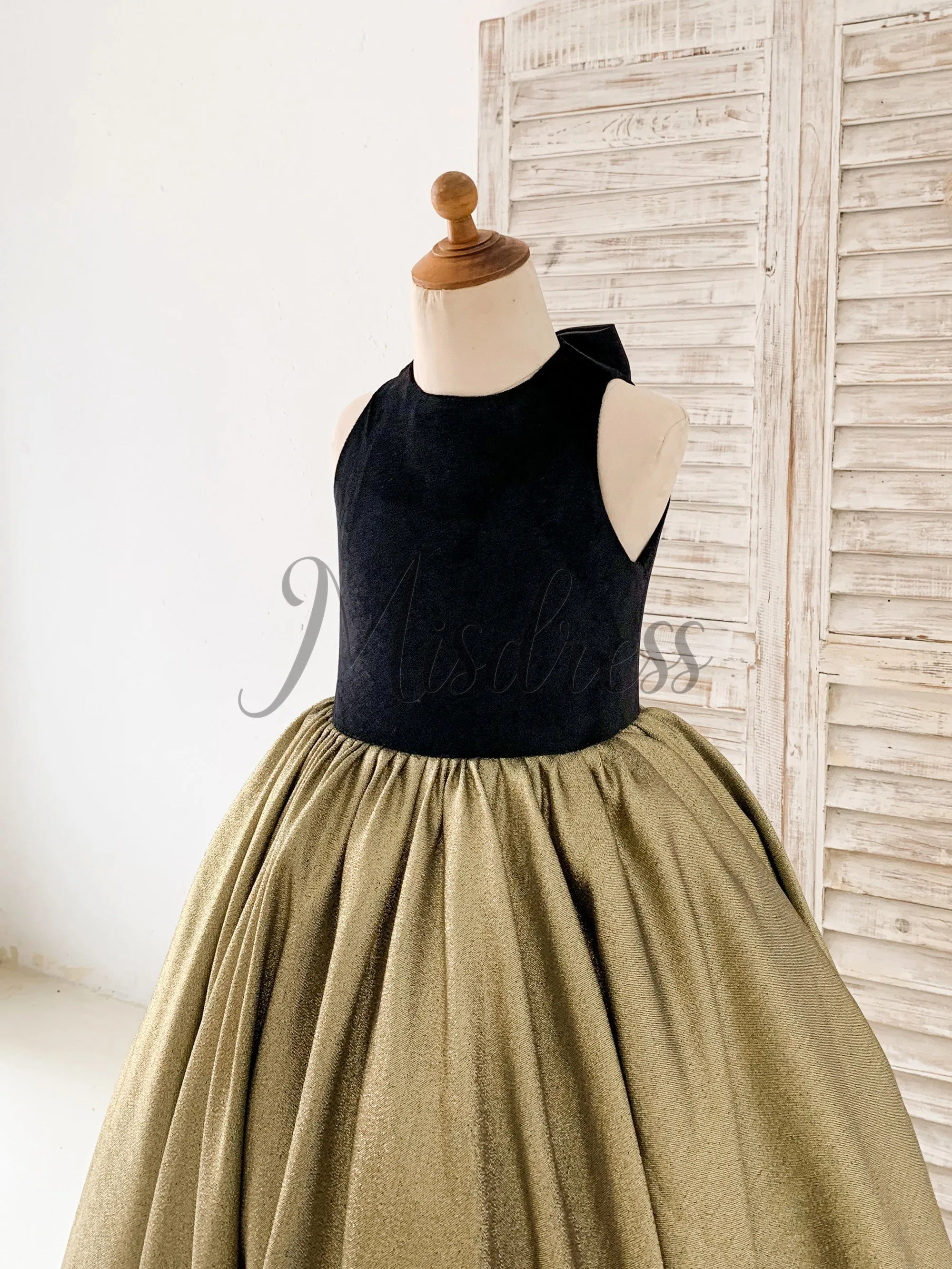 Black Velvet Gold Jacquard Keyhole Back Wedding Party Flower Girl Dress