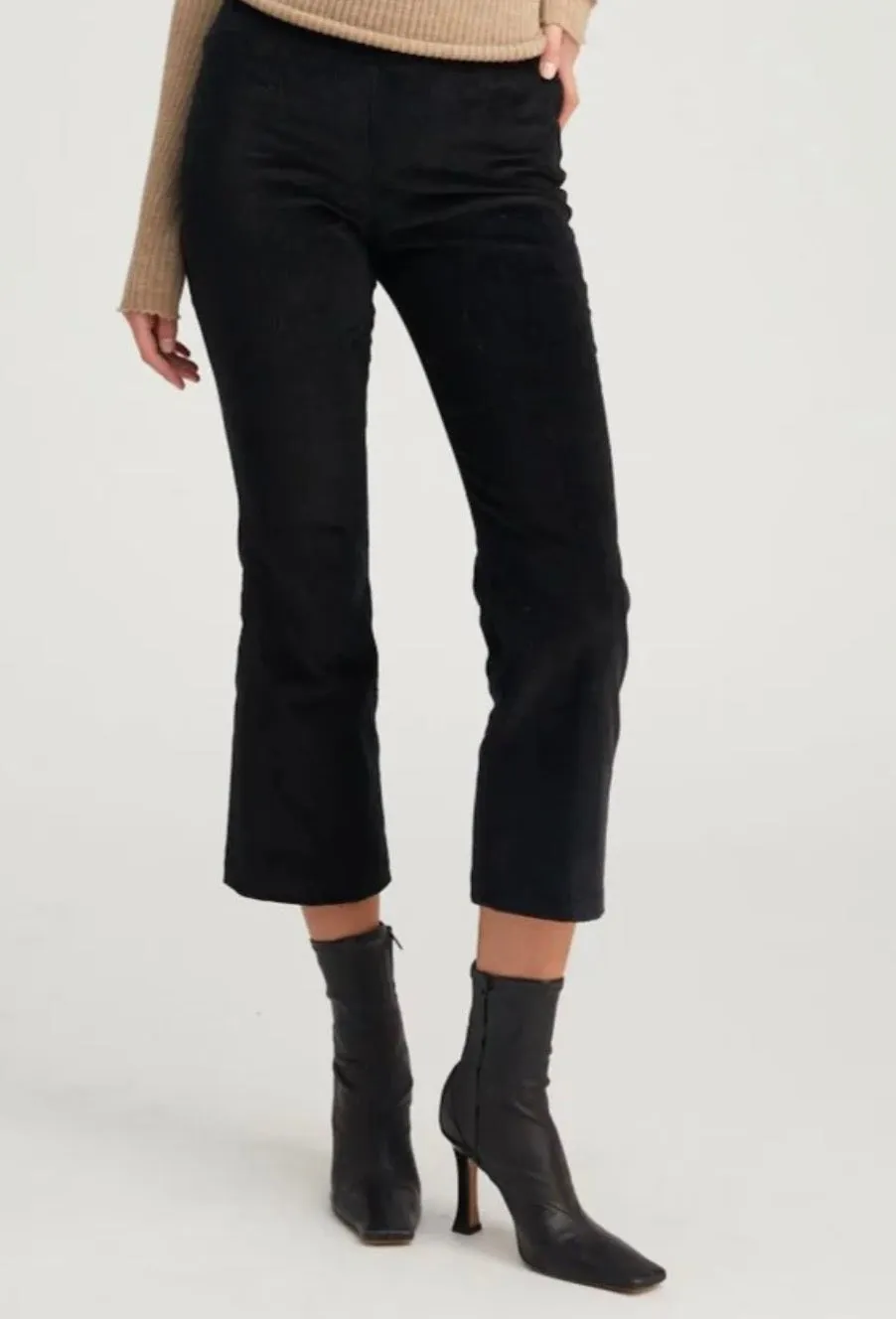 Corduroy Cropped Flare | Black