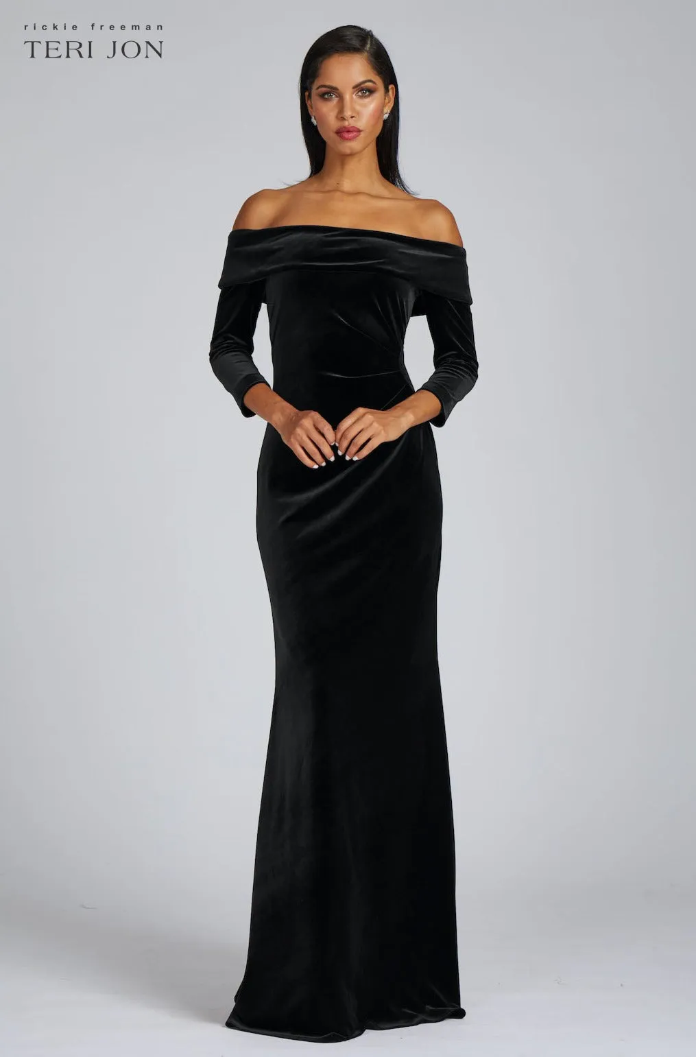 Off The Shoulder Stretch Velvet Portrait Collar Column Gown