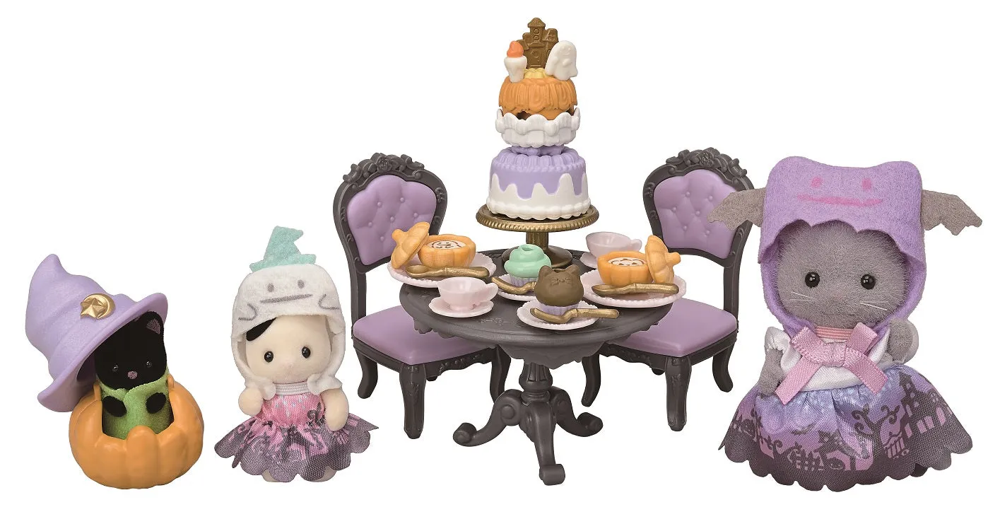 Sylvanian Families Halloween Surprise Party Set